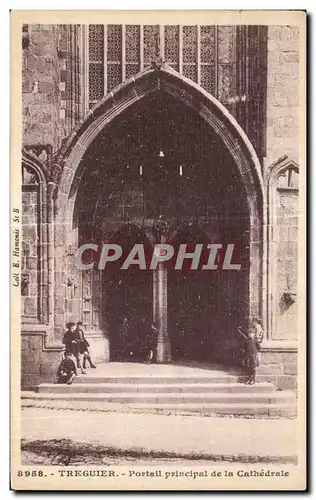 Cartes postales Treguier Portail Principal de la Cathedrale Enfants