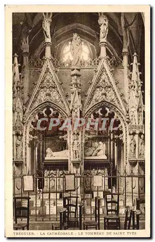 Ansichtskarte AK Treguier La Cathedrale Le Tombeau De Saint Yves