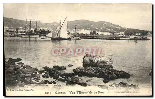Cartes postales Cannes Vue d Ensemble du Port Bateaux