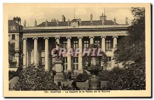 Cartes postales Nantes Le Square et le Palais de la Bourse