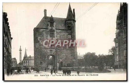 Cartes postales Nantes La Porte St Pierre et le Square de I Eveche