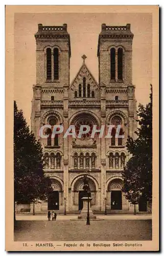 Ansichtskarte AK Nantes Facade de la Basilique Saint Donatien