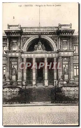 Ansichtskarte AK Nantes Peristyle du Palais de Justice