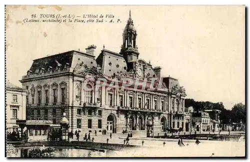 Cartes postales Tours L Hotel de Ville Laloux architecte et la Place cote Sud