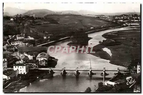 Ansichtskarte AK Behobie Le Pont International et la Bidassoa a Gauche l Espagne au Fond Irun