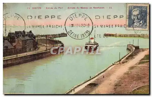 Cartes postales Dieppe Entree du Port Arrivee du Bateau de Newhaven