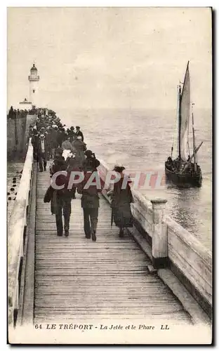 Cartes postales Le Treport La jetee et le Phare Bateau