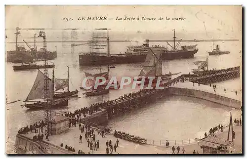 Cartes postales Le Havre La Jetee a I Heure de la Maree Bateau