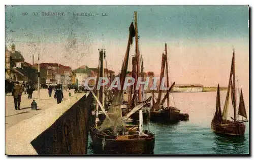 Cartes postales Le Treport Le Quai Bateaux