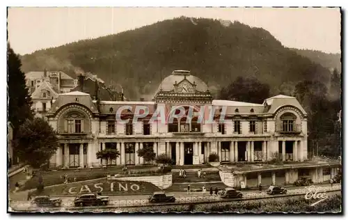 Cartes postales La Bourboule (Puy de Dome) Le Casino Au fond Charlannes