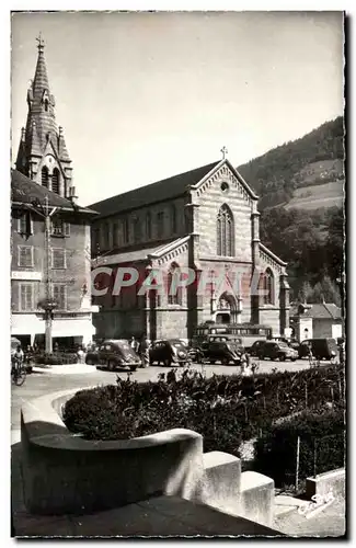 Ansichtskarte AK LEs Belles Alpes Francaises Allevard Les Bains La Place et I Eglise