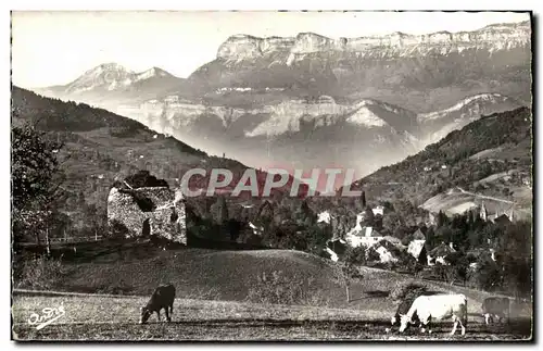 Ansichtskarte AK Les Belles Alpes Francaises Theys Vue Generale Au fond le Plateau des Petites Rochers Vaches