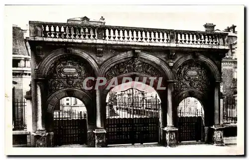 Ansichtskarte AK Cambrai La Sous Profecture Porte de I ancien Palais Fenelon