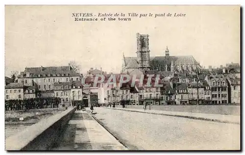 Cartes postales Nevers Entree de la Ville par le Pont de Loire Entrance of The Town