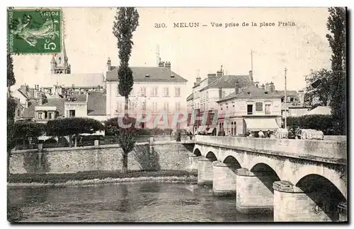 Cartes postales Melun Vue prise de la place Pralin