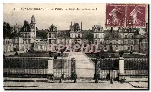 Ansichtskarte AK Fontainebleau Le Palais La Cour des Adieux