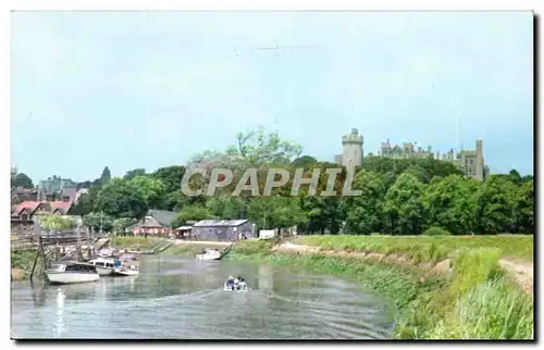 Cartes postales moderne Arundel Castle From The River