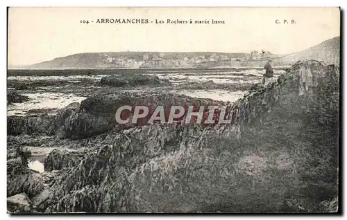 Cartes postales Arromanches Les Rochers a maree basse