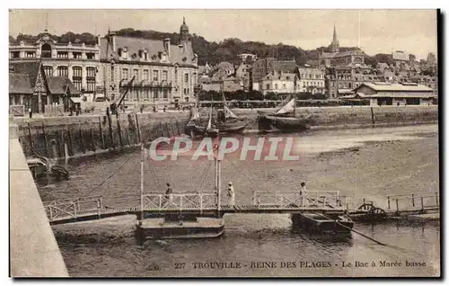 Ansichtskarte AK Trouvillle Reine des Plages Le Bac a Maree basse