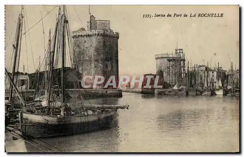 Cartes postales Sortie du Port de La Rochelle Bateaux