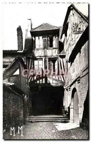 Cartes postales Rouen La Ville Musee L Entree Du Cloitre De Saint Maclou