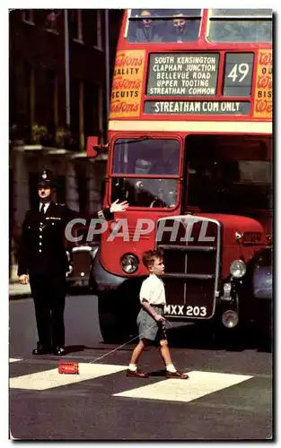 Cartes postales Policeman on Point Duty London