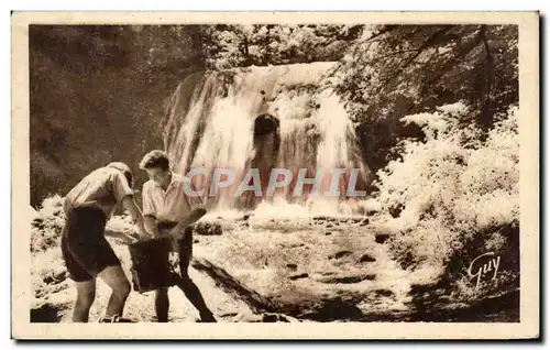 Cartes postales La Bourboule Cascade De La Verniere Enfants