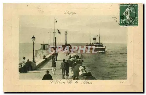 Cartes postales Dieppe L heure de la maree Bateau