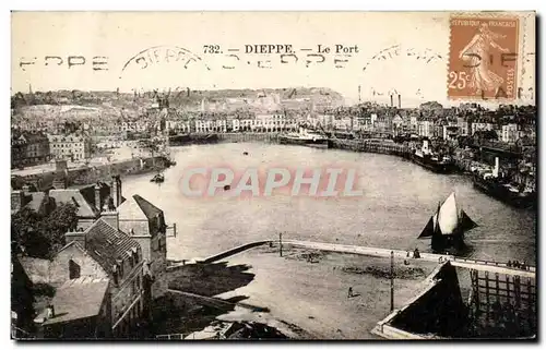 Cartes postales Dieppe Le port