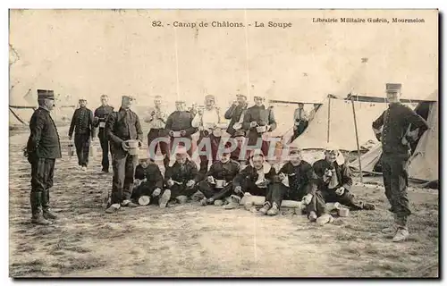 Ansichtskarte AK Camp de Chalons La Soupe Militaria