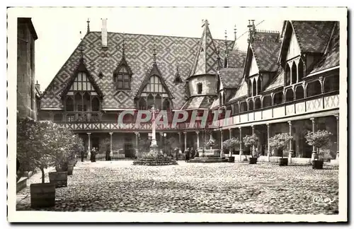 Cartes postales Beaune Hotel Dieu La Cour d Honneur