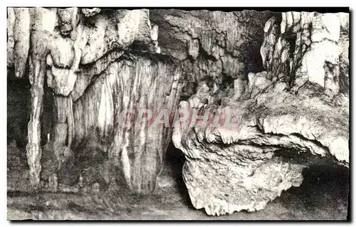 Ansichtskarte AK Grottes d Arcy sur Cure Le Pilier et la Coquille St Jacques