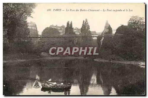 Cartes postales Paris Le Pare des Buttes Chaumont Le Pont suspendu et le Lac