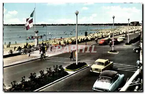 Cartes postales La Baule La Plage et le nouveau Boulevard