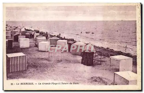 Ansichtskarte AK La Bernerie La Grande Plage a l heure du Bain