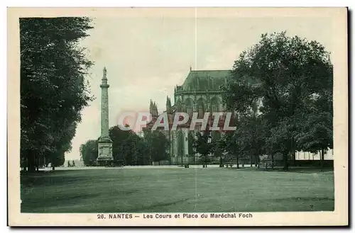 Cartes postales Nantes Les Cours et Place du Marechal Foch