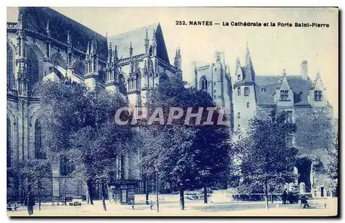 Cartes postales Nantes La Cathedrale et la Porte Saint Pierre