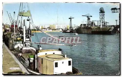 Cartes postales moderne Nantes (Loire Atlontique) Le Port et les Chantiers de Constructions