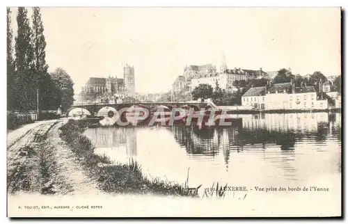 Ansichtskarte AK Auxerre Vue Prise des bords de I Yonne