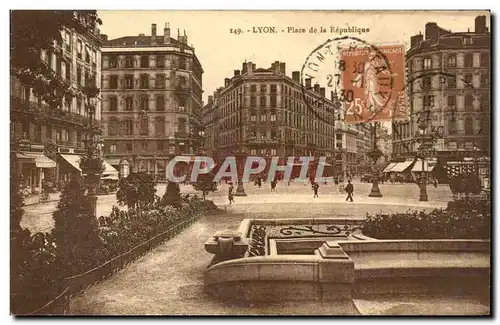 Cartes postales Lyon Place de la Republique