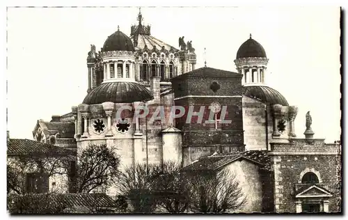 Cartes postales Ars (Ain) La Basilique et I ancienne Eglise d Ars