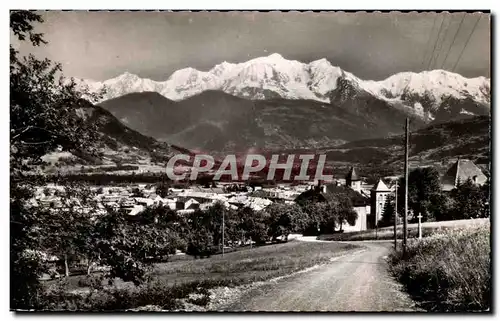 Cartes postales moderne Sallanches (Haute Savoie) Vue generale et Massif du Mont Blanc