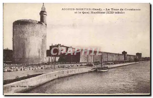 Cartes postales Aigues Mortes La Tour De Constance Et le Qual Maritime