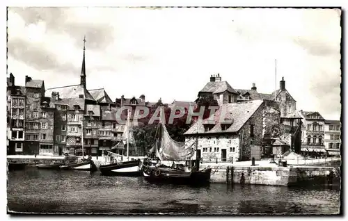 Ansichtskarte AK Honfleur (Calvados) Vieux bassin et Lieutenance Bateaux