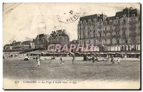 Cartes postales Cabourg La Plage a maree basse