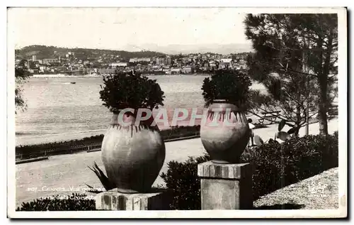 Cartes postales Cannes Vue generale prise de la Croisette