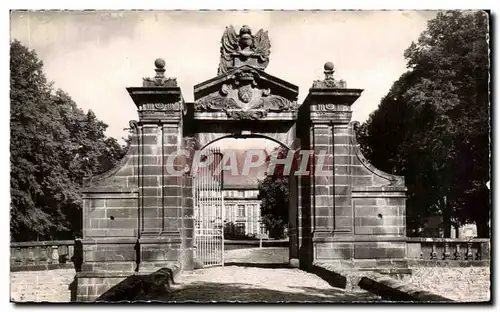 Ansichtskarte AK Environs de Vichy et Chatel Guyon Chateau d Effiat construct en par le Marechal d Effiat pere de