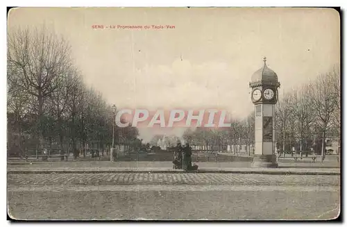 Cartes postales Sens La Promenace du Tapis Vert Horloge