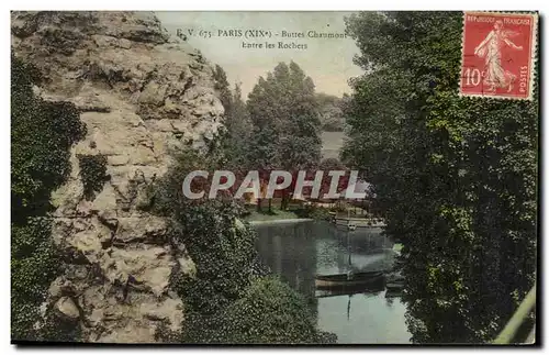 Cartes postales Paris Buttes Chaumont Entre les Rochers