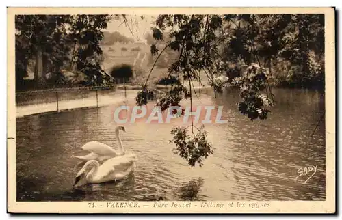 Ansichtskarte AK Valence Parc Jouvet L etang et les cygnes Swan